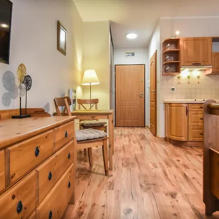 Na Wyspie - Trzy Korony - Z Parkingiem