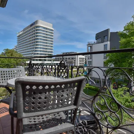 Na Wyspie - Trzy Korony - Z Parkingiem *