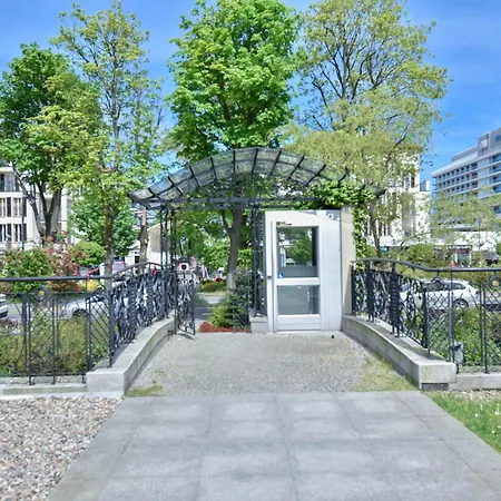 Na Wyspie - Trzy Korony - Z Parkingiem Świnoujście